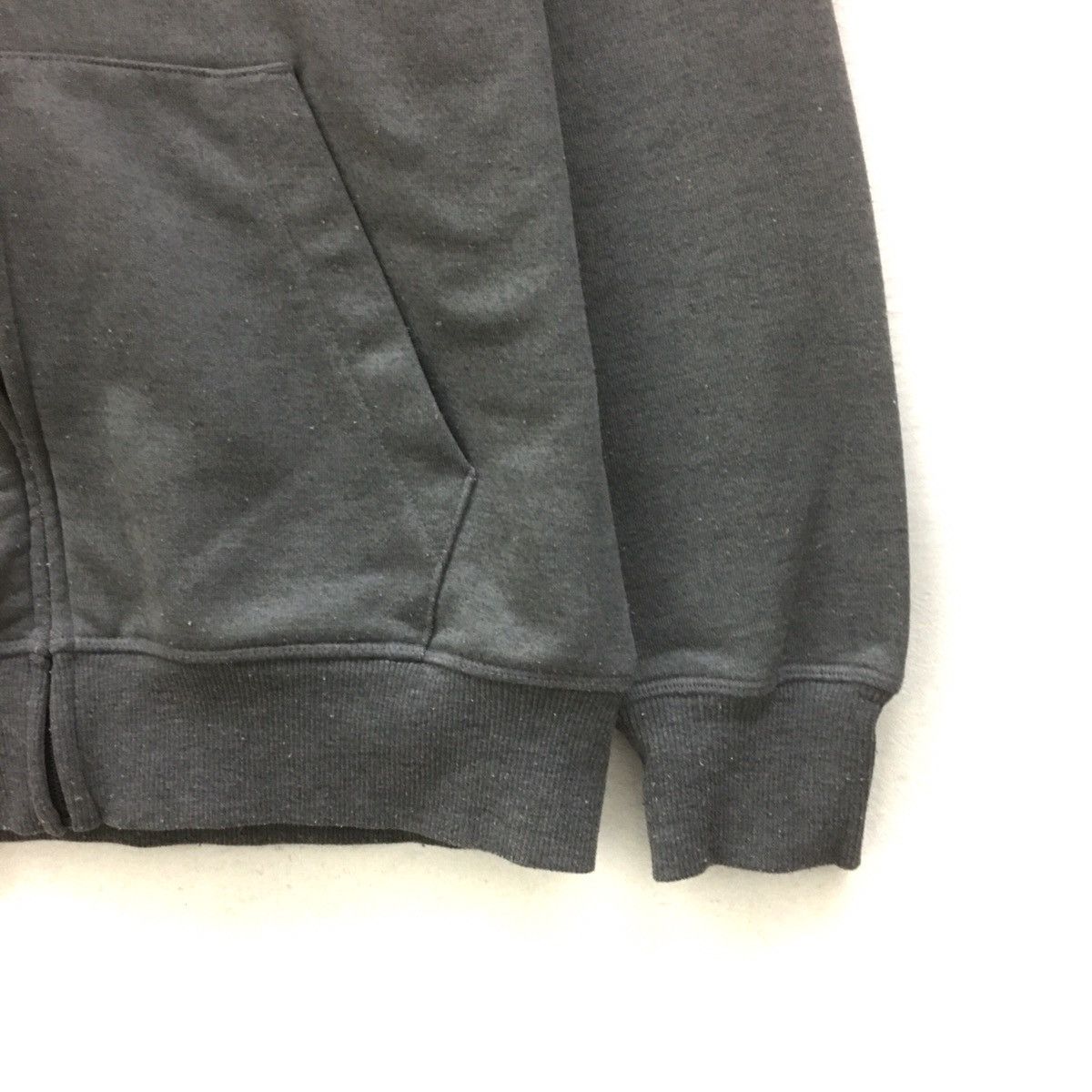 Puma × Vintage Vintage Puma Zipper Up Sweatshirt Puma Embroidered Size US M / EU 48-50 / 2 - 4 Thumbnail