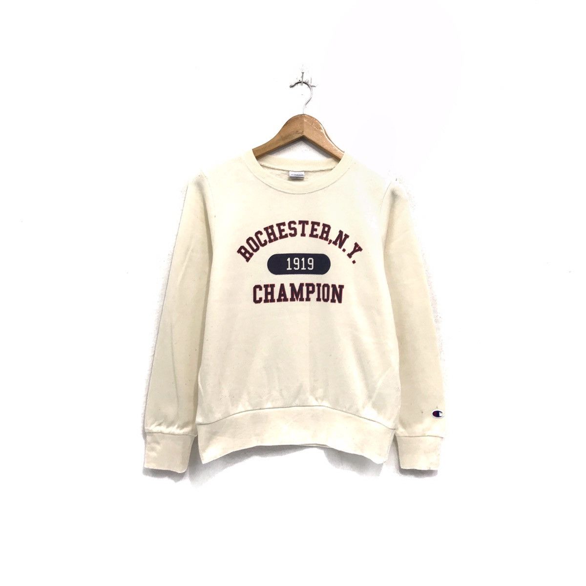 Champion × Vintage Champion Sweatshirt Crewneck Big Spellout Rochester NY Size US XS / EU 42 / 0 - 1 Thumbnail