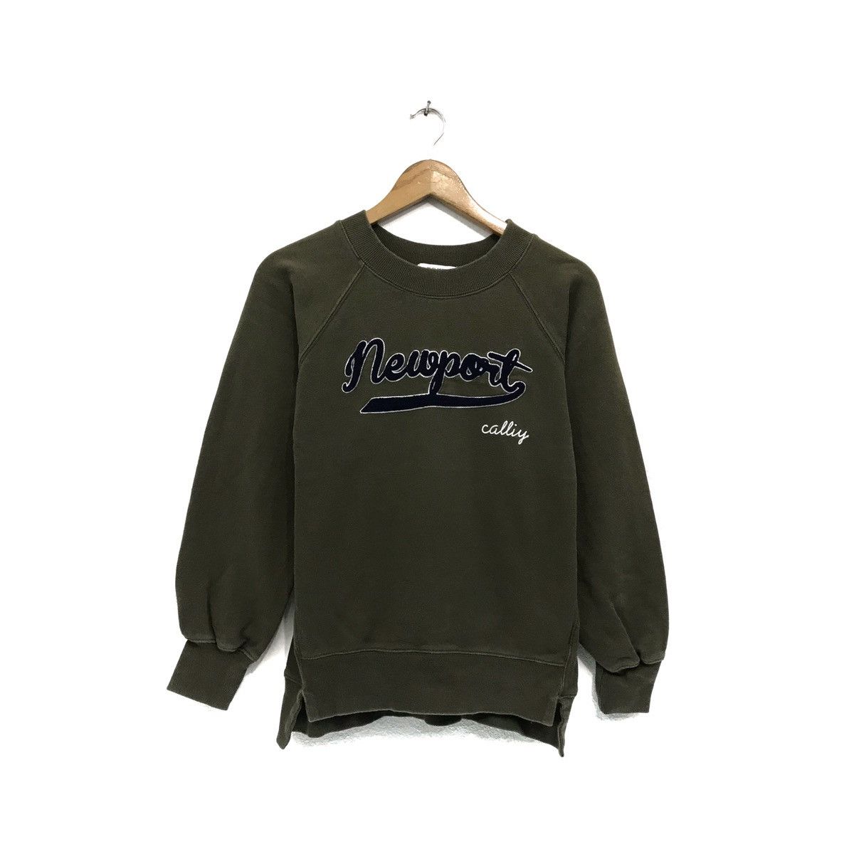 Japanese Brand Vintage Sweatshirt Biglogo Spellout Newport Calling Size US M / EU 48-50 / 2 - 1 Thumbnail