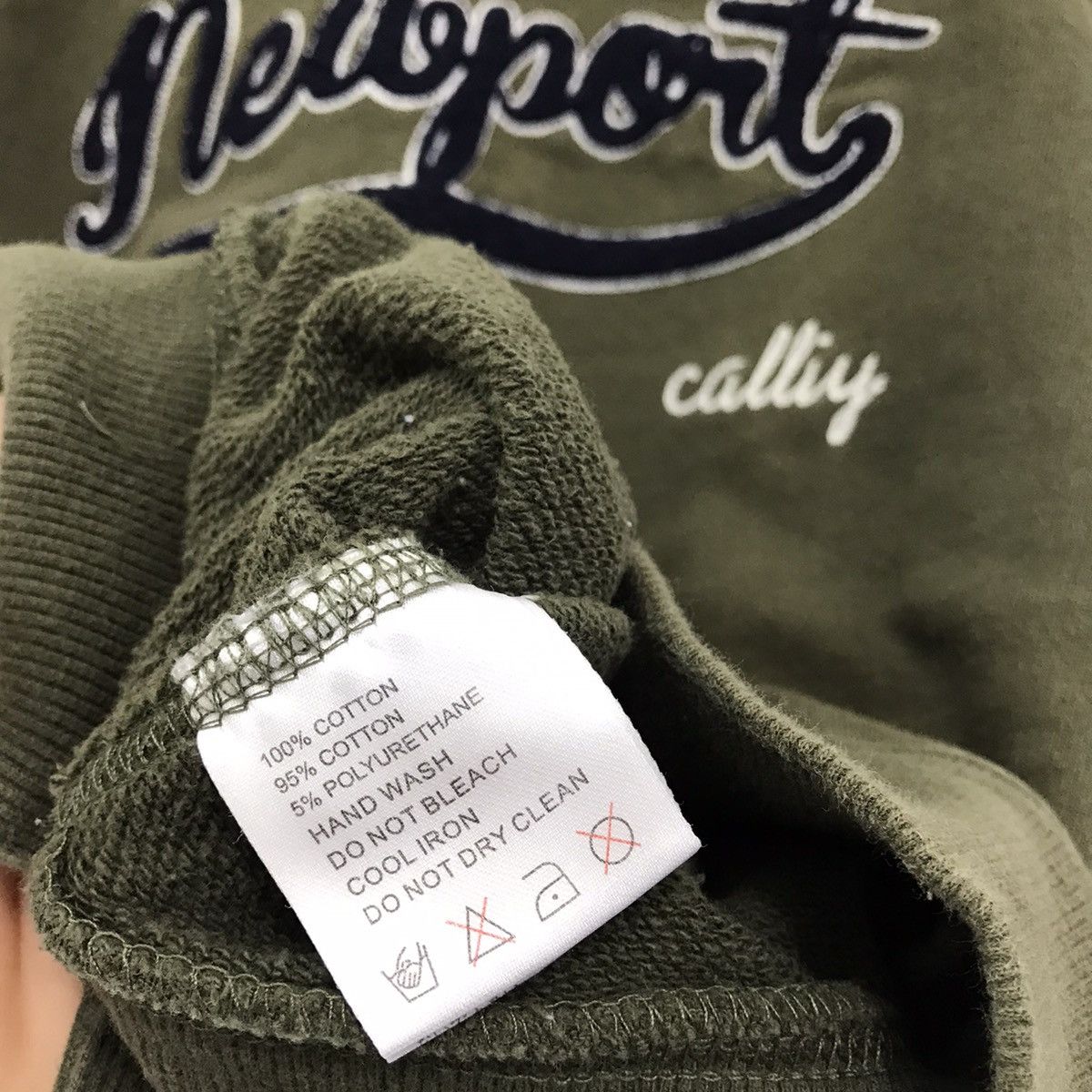 Japanese Brand Vintage Sweatshirt Biglogo Spellout Newport Calling Size US M / EU 48-50 / 2 - 7 Thumbnail