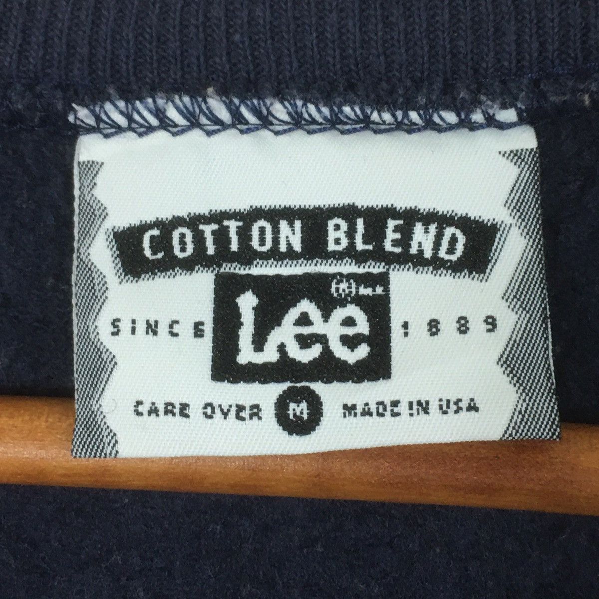 Lee × Vintage Vintage Lee CrewNeck Lee Sweatshirt Lee Biglogo Size US S / EU 44-46 / 1 - 6 Thumbnail