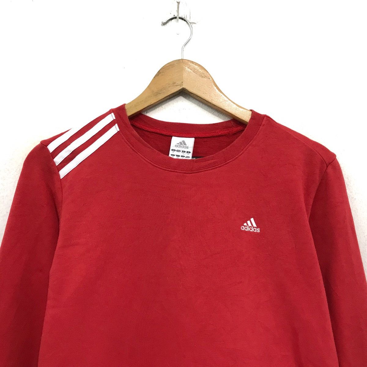 Adidas × Vintage Vintage Adidas Sweatshirt Adidas CrewNeck Sweatshirt Size US XS / EU 42 / 0 - 2 Thumbnail