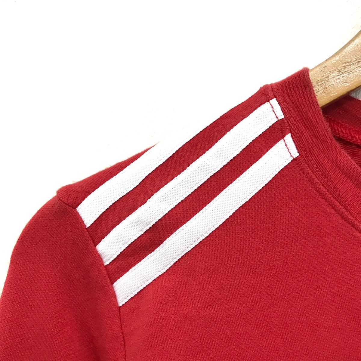Adidas × Vintage Vintage Adidas Sweatshirt Adidas CrewNeck Sweatshirt Size US XS / EU 42 / 0 - 4 Thumbnail