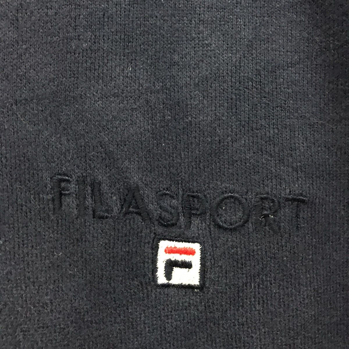 Fila × Japanese Brand Vintage Fila Sport Vneck Embroidered Logo Fila Size US L / EU 52-54 / 3 - 7 Thumbnail