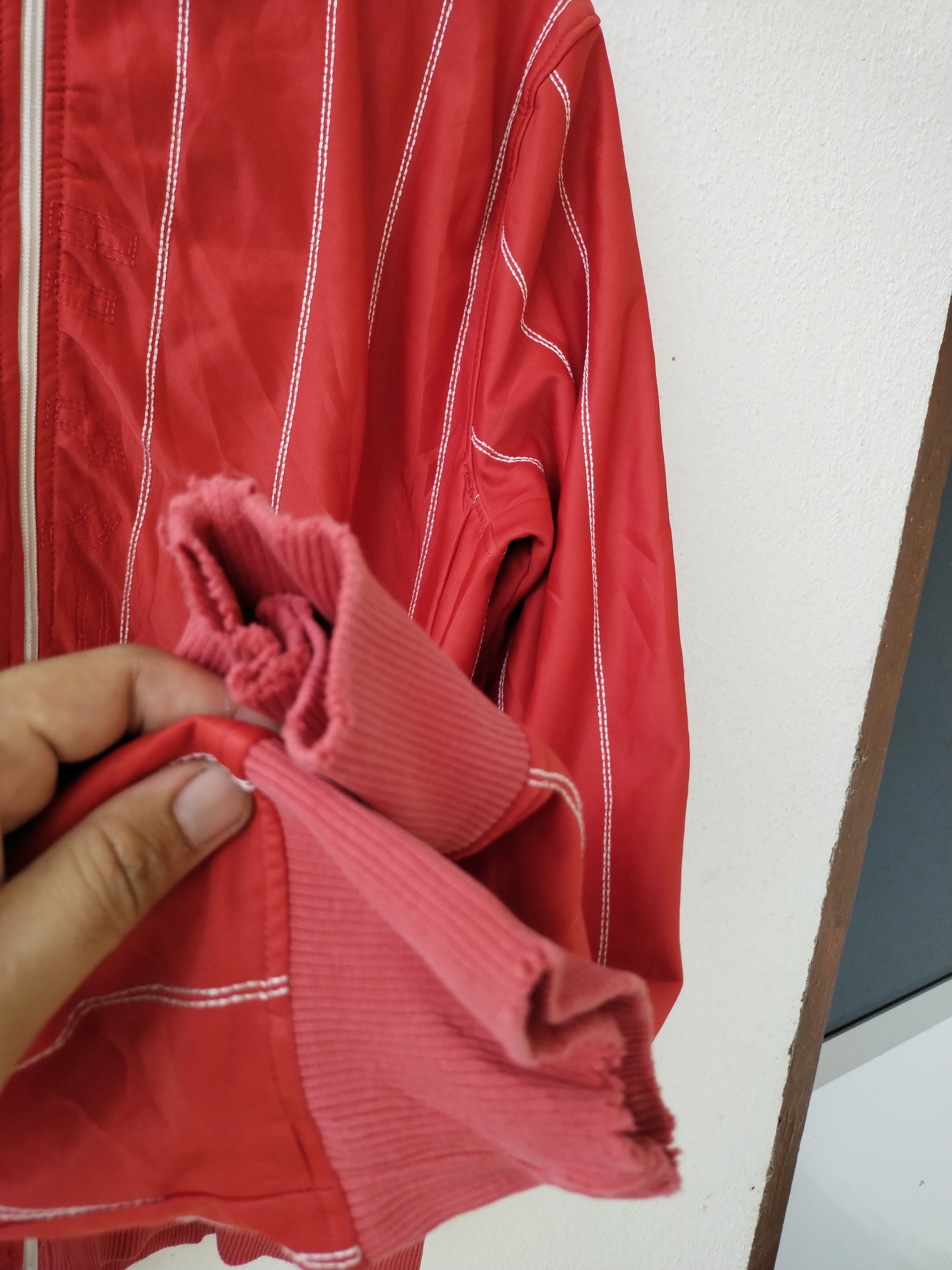 FCUK × French Connection × Vintage 🤝 Need urgently 🤝 FCUK Linen Strip Red Jacket Size US M / EU 48-50 / 2 - 8 Thumbnail