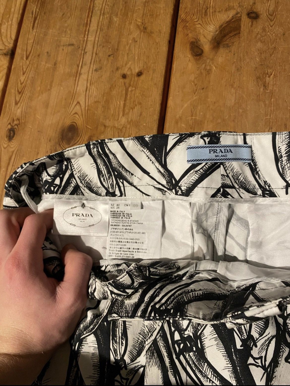 Prada Prada Banana Trousers Size US 30 / EU 46 - 7 Thumbnail