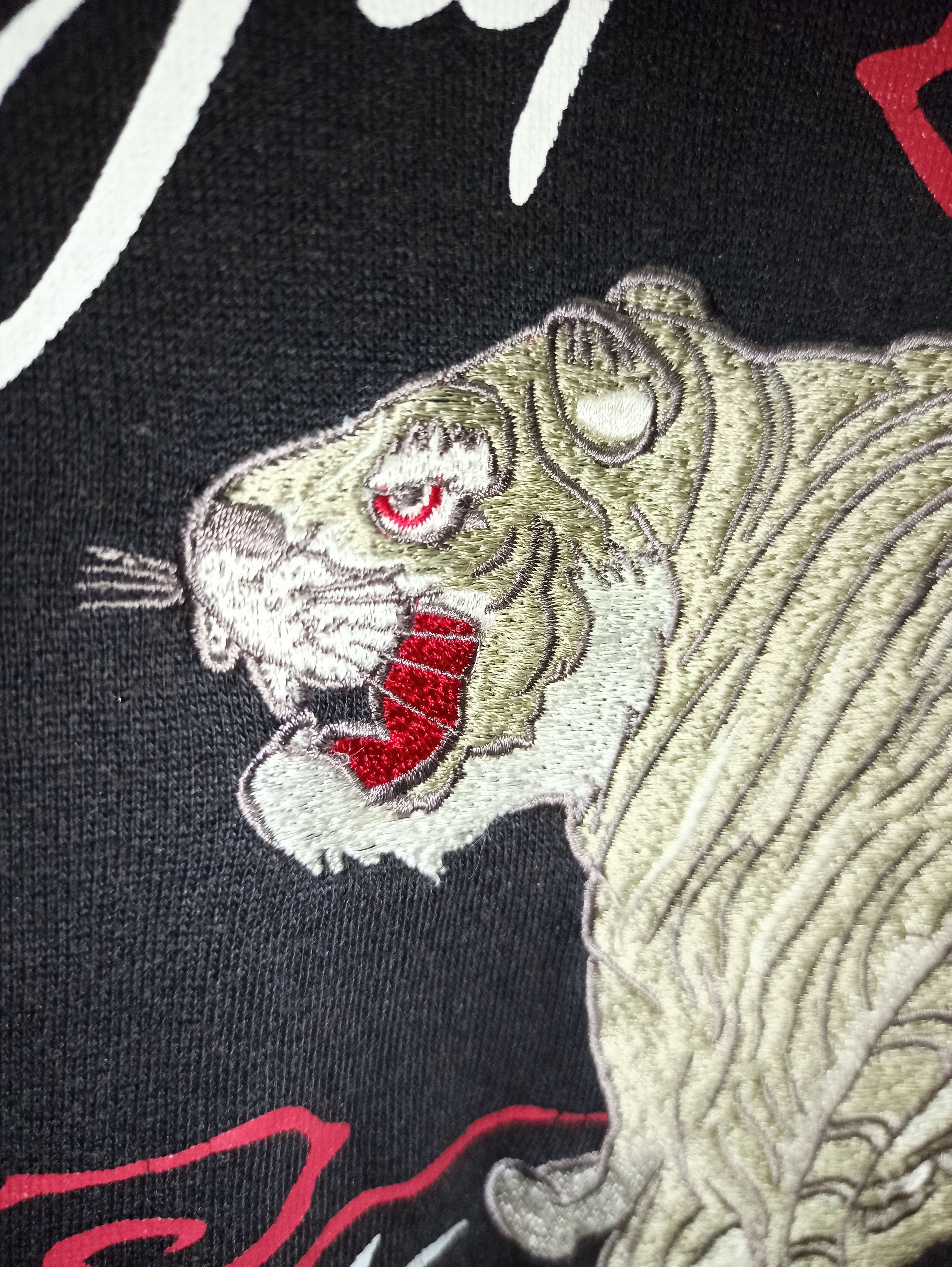 Japanese Brand Sun Faded Vintage Sukajan Hoodie Embroidered Tiger Japan Size US L / EU 52-54 / 3 - 3 Thumbnail