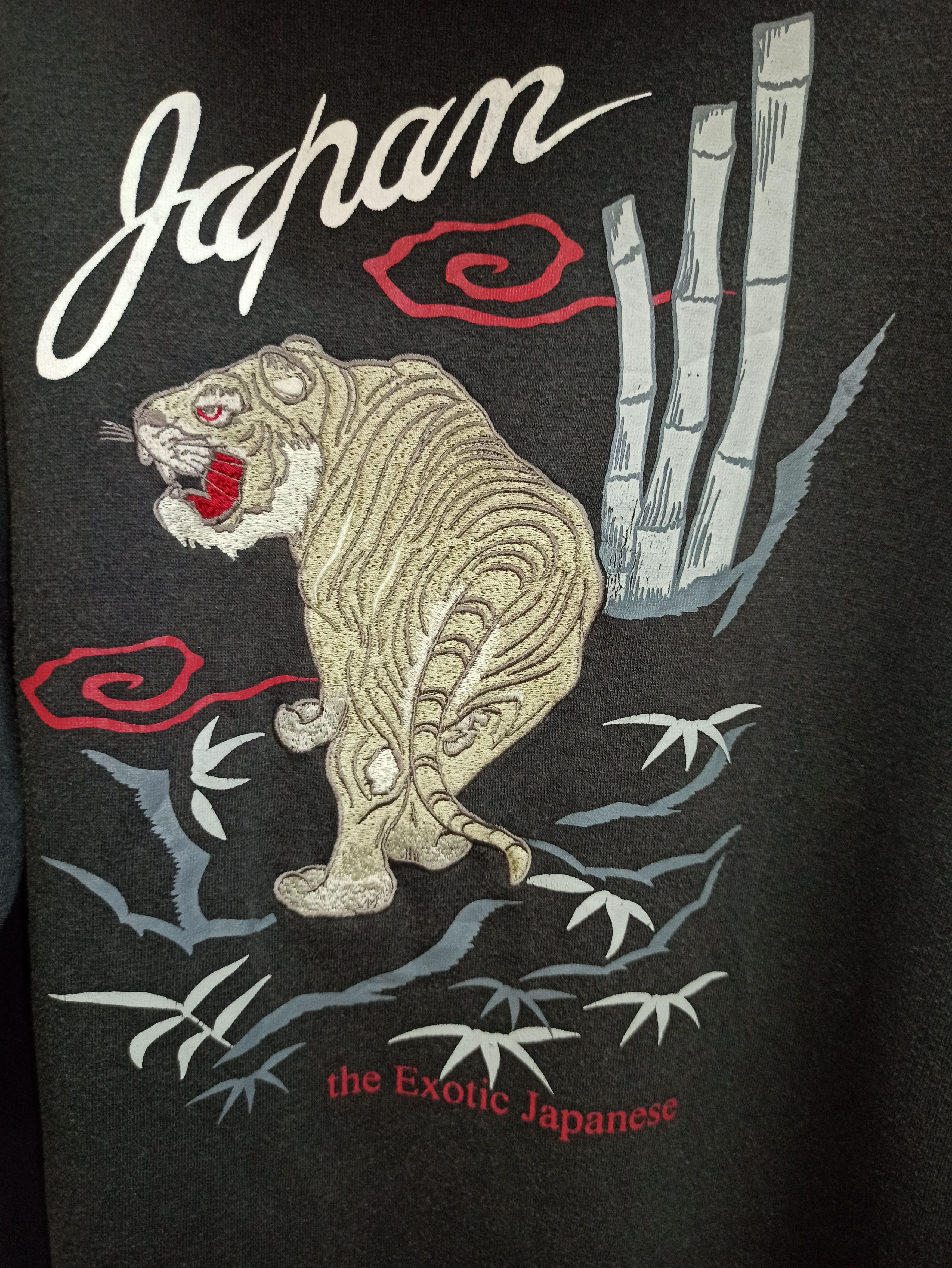 Japanese Brand Sun Faded Vintage Sukajan Hoodie Embroidered Tiger Japan Size US L / EU 52-54 / 3 - 2 Thumbnail