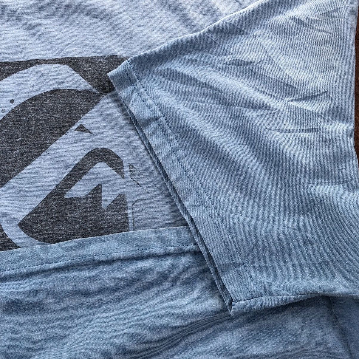 Quiksilver Vintage Thrashed Faded Quiksilver Surfing T Shirt Size US XL / EU 56 / 4 - 7 Thumbnail