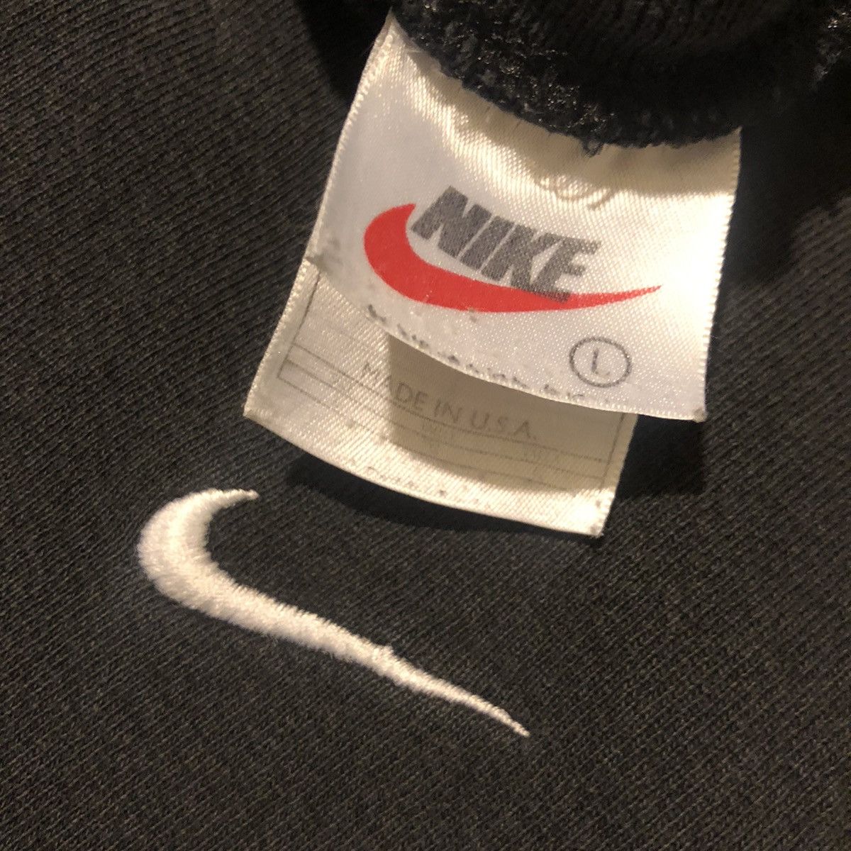 Nike × Vintage Vintage 90’s Faded Black Nike Sweatshirt Size US L / EU 52-54 / 3 - 2 Thumbnail