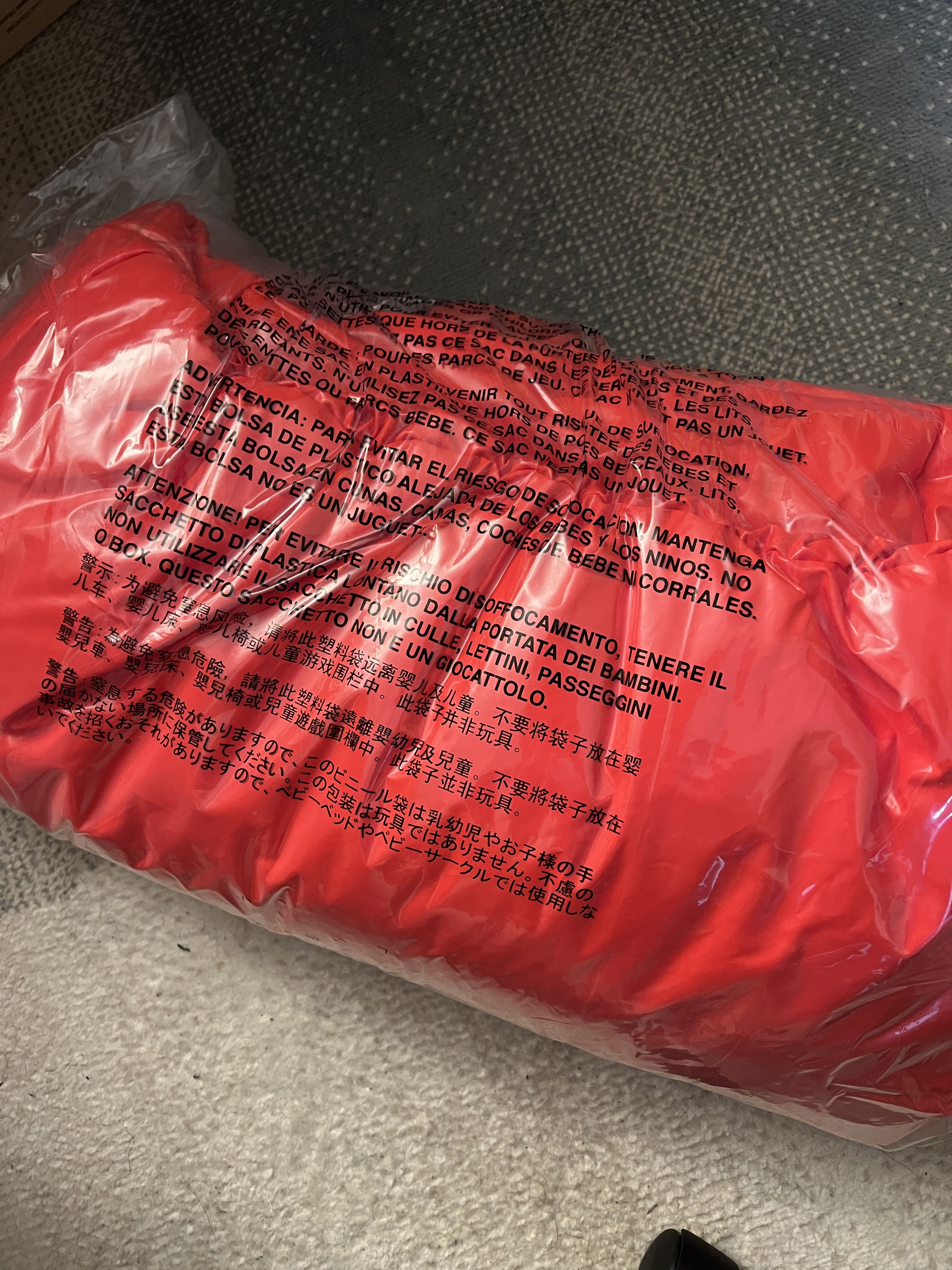 Gap × Kanye West NEW YEEZY YZY X GAP Round Jacket Red Size XL Exclusive Size US XL / EU 56 / 4 - 3 Thumbnail