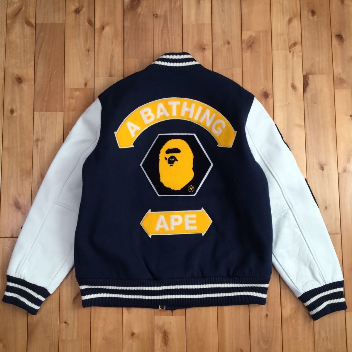Bape BAPE Sleeve leather BAPE LOGO varsity jacket navy Size US L / EU 52-54 / 3 - 2 Thumbnail