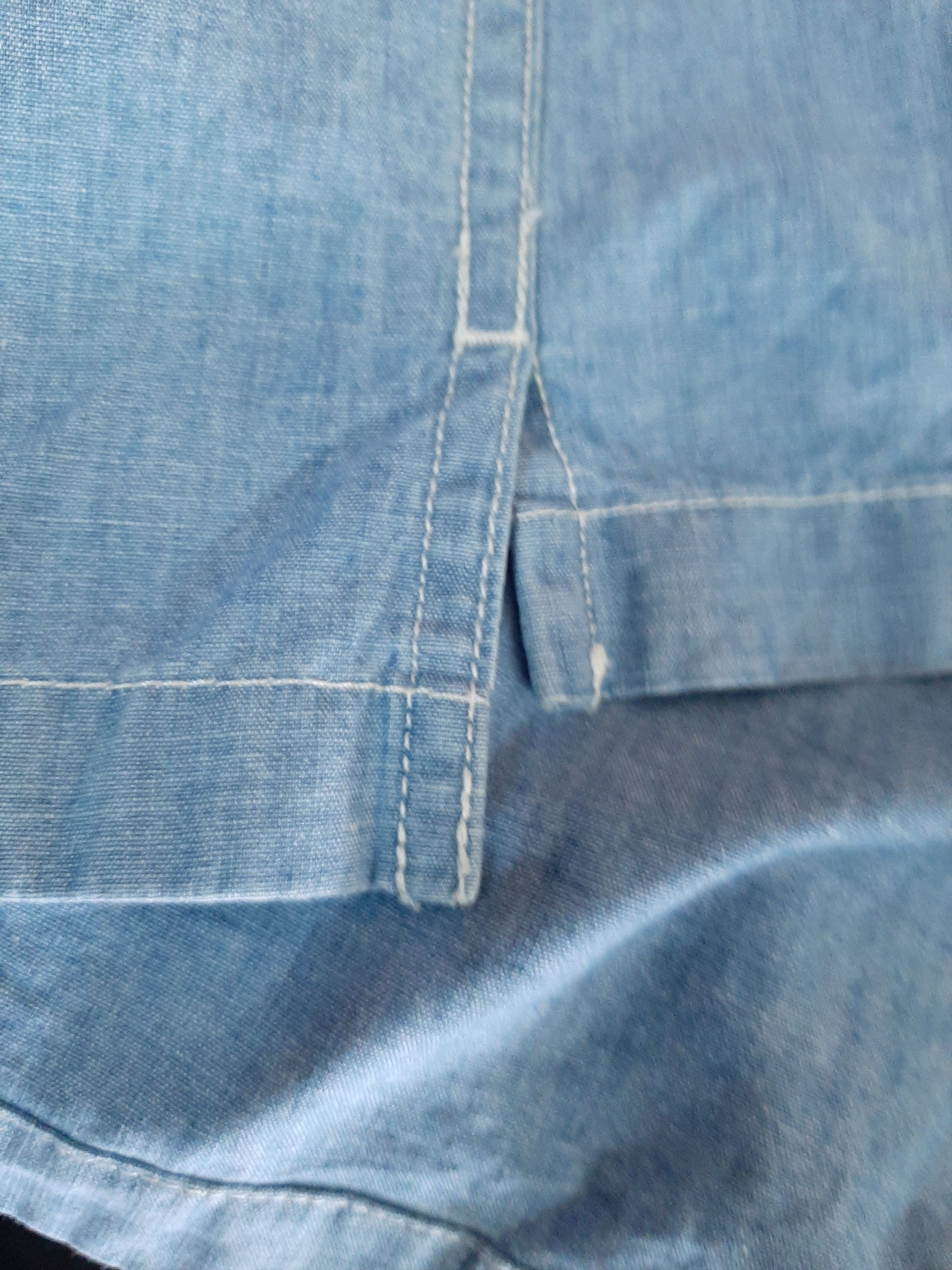 Lemaire × Uniqlo Uniqlo X Lemaire Single Pocket Chambray Shirt Size US M / EU 48-50 / 2 - 7 Thumbnail