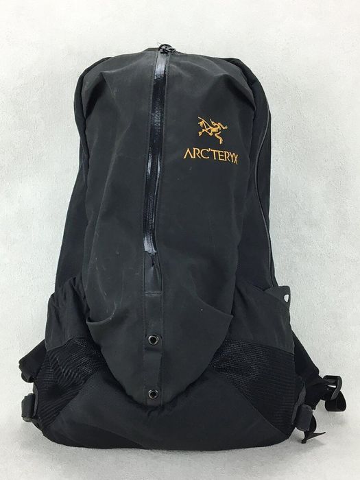 Arc'Teryx Arro 22 Waterproof Backpack