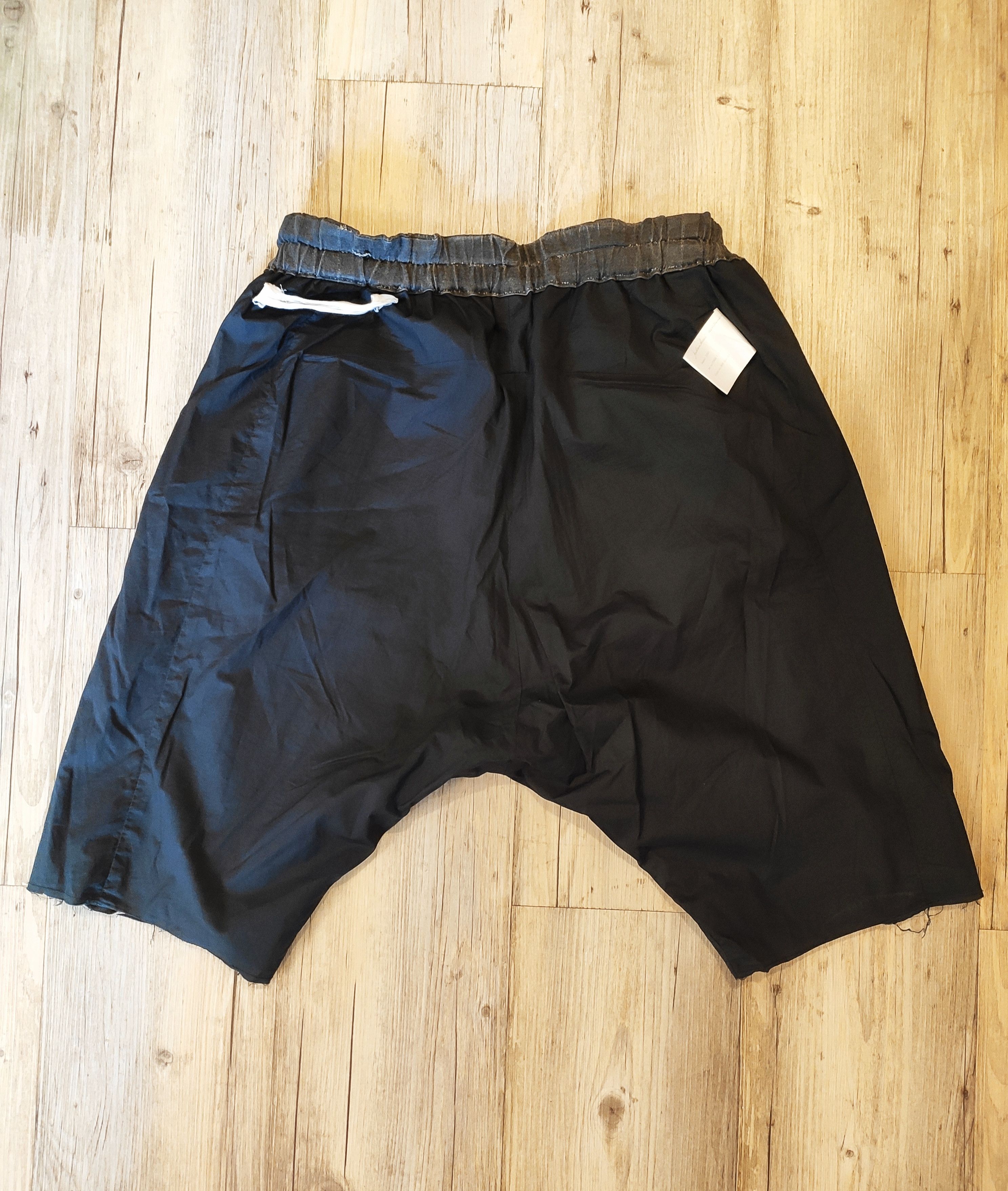 Individual Sentiments GRAIL! SS15 charcoal shorts. Like Paul Harnden or A1923 Size US 30 / EU 46 - 4 Thumbnail