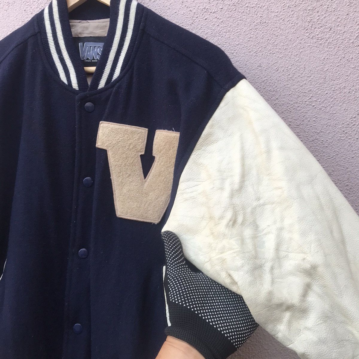 Vans RARE Vintage 90s Vans big logo varsity jacket leather Size US M / EU 48-50 / 2 - 10 Thumbnail