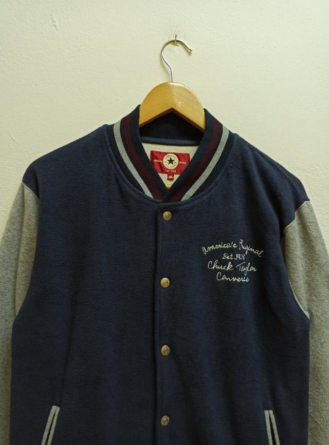 Converse Varsity sweatshirt converse blue colour soft cloth (c31) Size US M / EU 48-50 / 2 - 3 Thumbnail