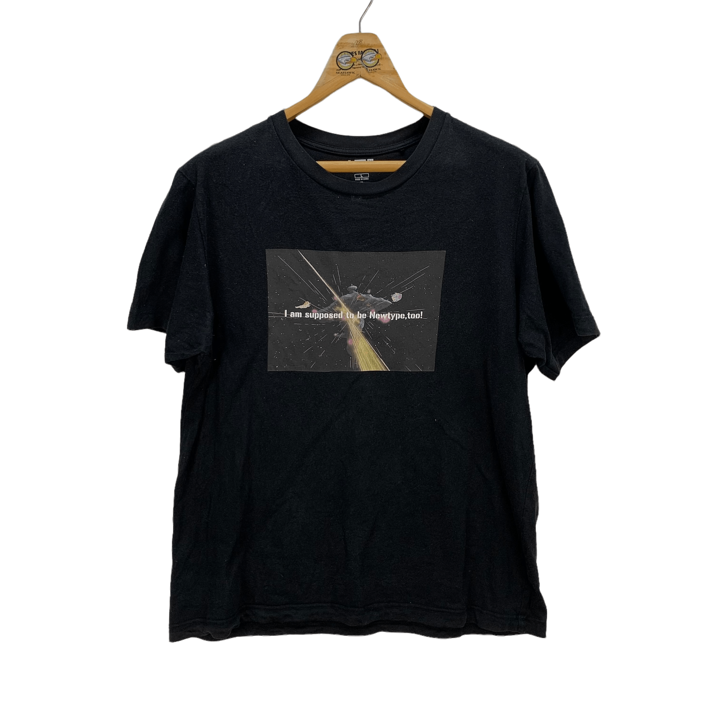 Uniqlo Uniqlo X Gundam Graphic Printed Tees #4105-142 Size US L / EU 52-54 / 3 - 1 Thumbnail