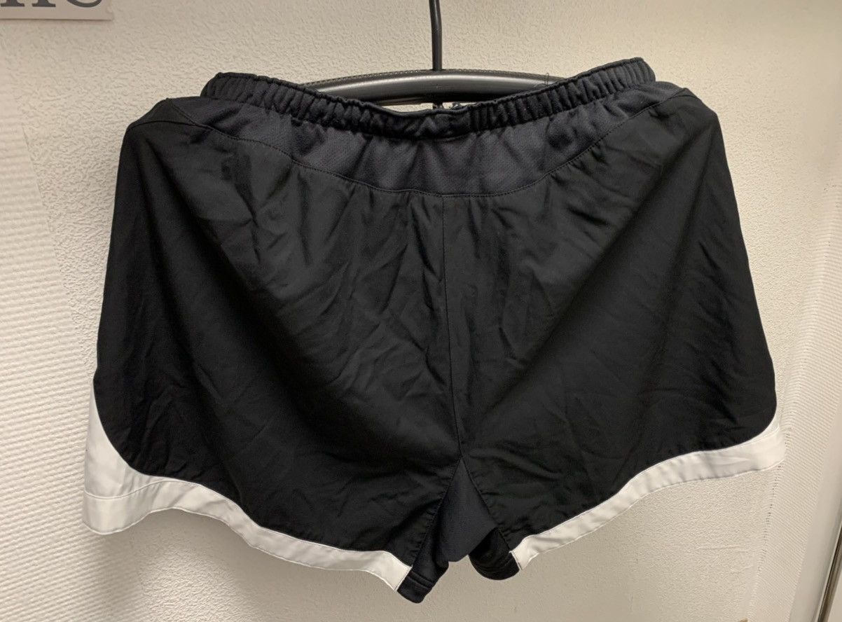 Vintage Nike Manchester United vintage black shorts 36 sz Xl Size US 36 / EU 52 - 6 Thumbnail