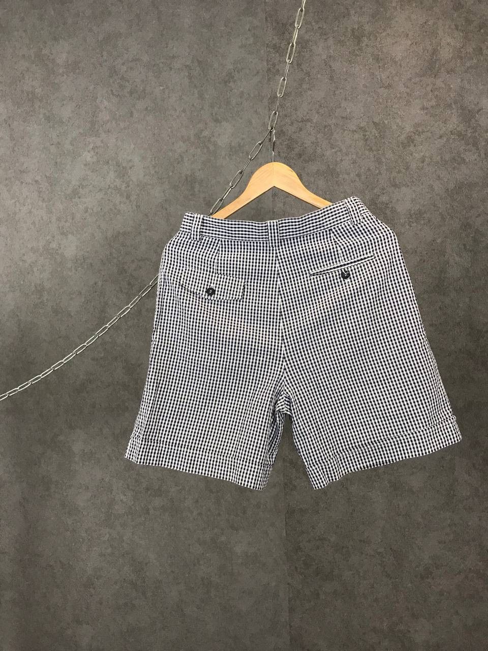 Burberry Burberry vintage luxury logo shorts Size US 29 - 5 Thumbnail