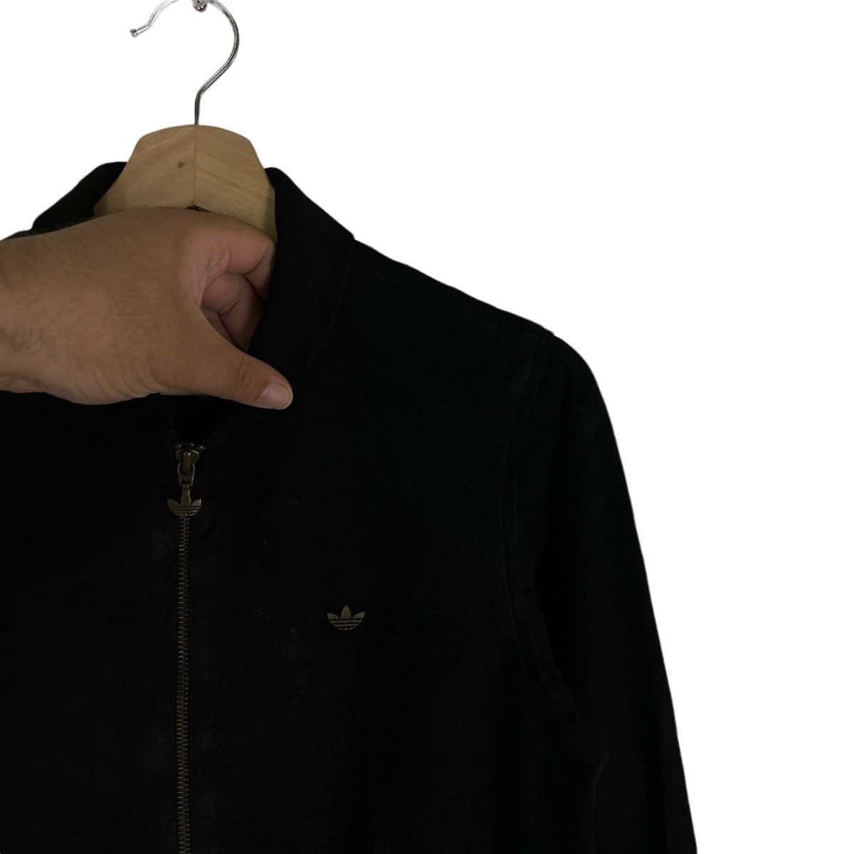 Adidas VINTAGE ADIDAS ZIPPER JACKET VELVET RARE DESIGN Size US L / EU 52-54 / 3 - 4 Thumbnail