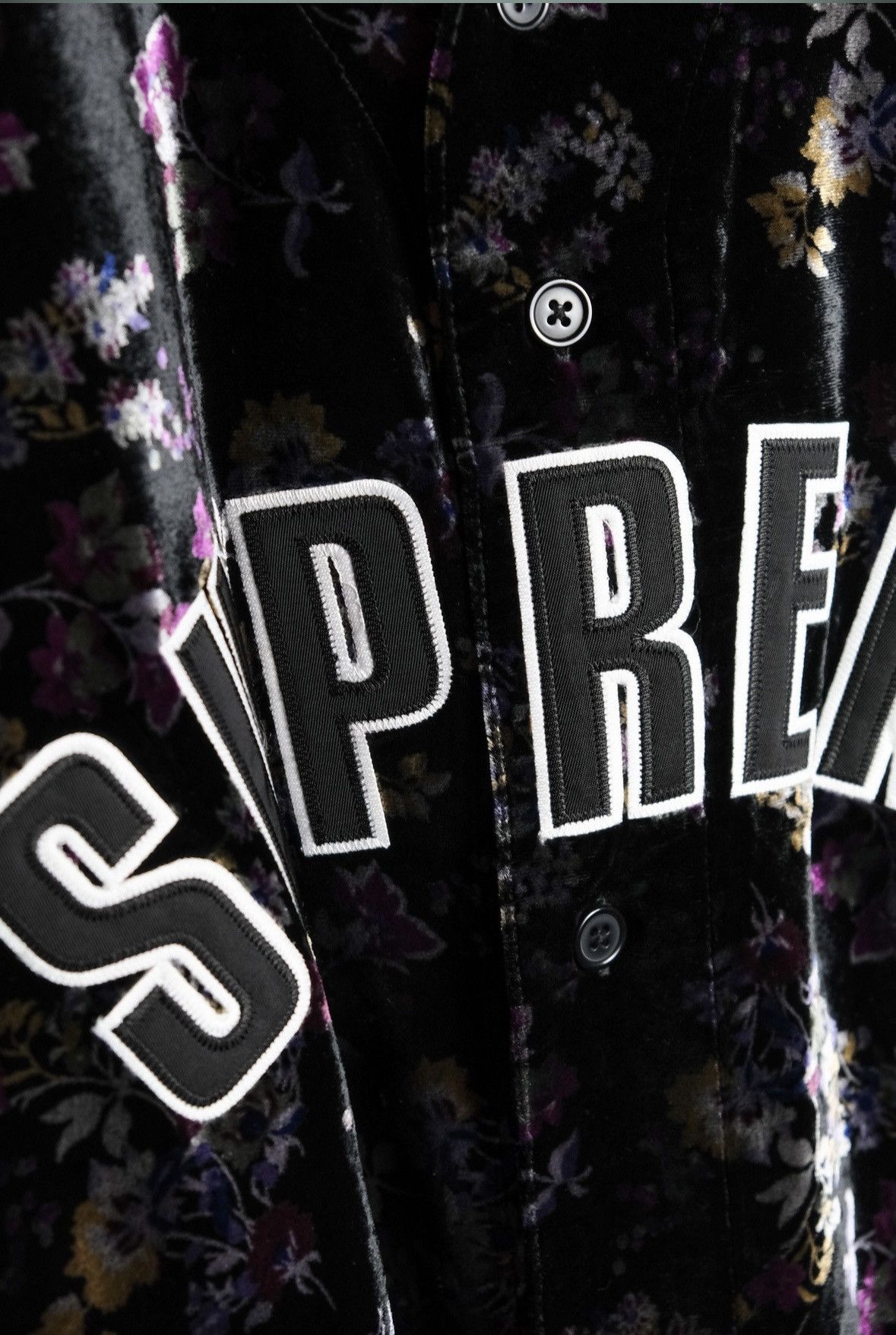 Supreme Supreme floral velour jersey F/W 19 Size US XL / EU 56 / 4 - 3 Thumbnail