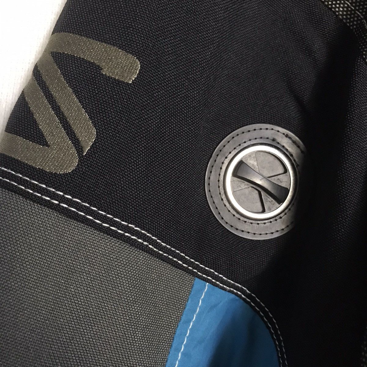 Salomon Salomon dyna monus kevlar fabric ski jacket Size US L / EU 52-54 / 3 - 9 Thumbnail