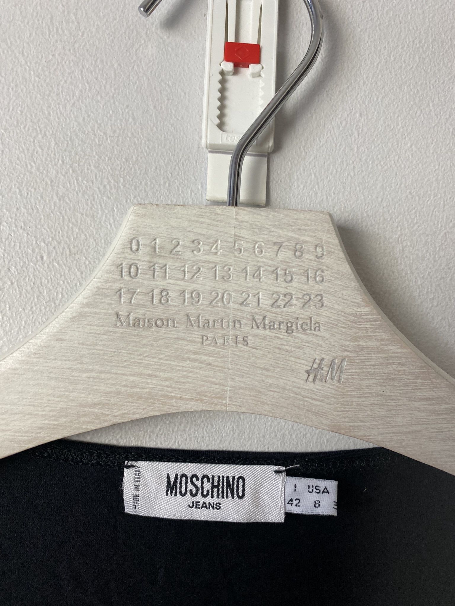 Moschino Moschino Jeans tanktop t-shirt Size M / US 6-8 / IT 42-44 - 3 Thumbnail