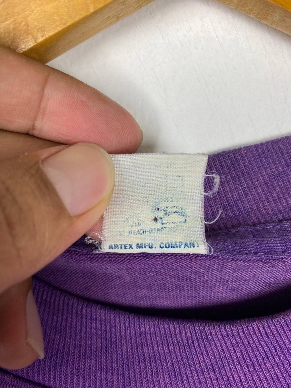 NBA Vintage Rare 80s Los Angeles Lakers World Champions faded Size US L / EU 52-54 / 3 - 6 Thumbnail