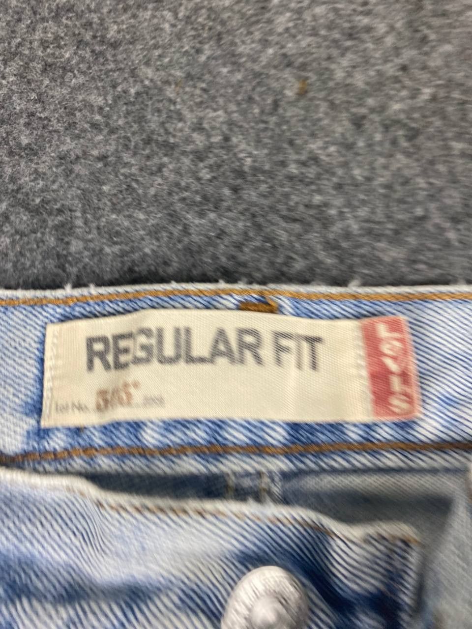 vintage levis 505 regular fit distressed denim