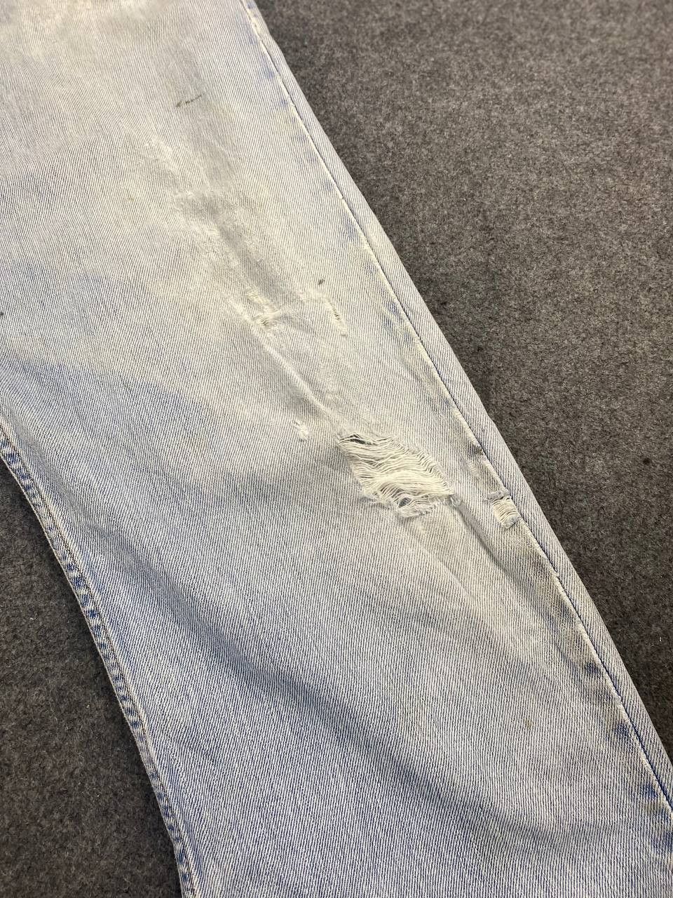 vintage levis 505 regular fit distressed denim