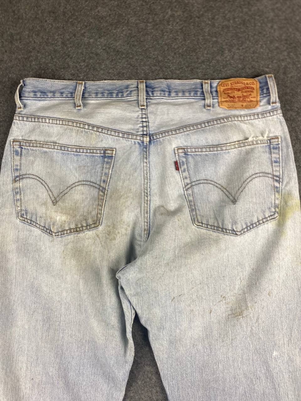 vintage levis 505 regular fit distressed denim