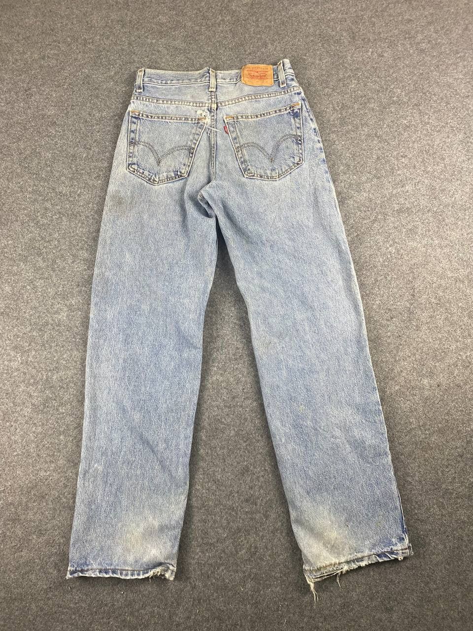 Levi's levis 550 relaxed fit lightwash distressed denim Size US 30 / EU 46 - 1 Thumbnail