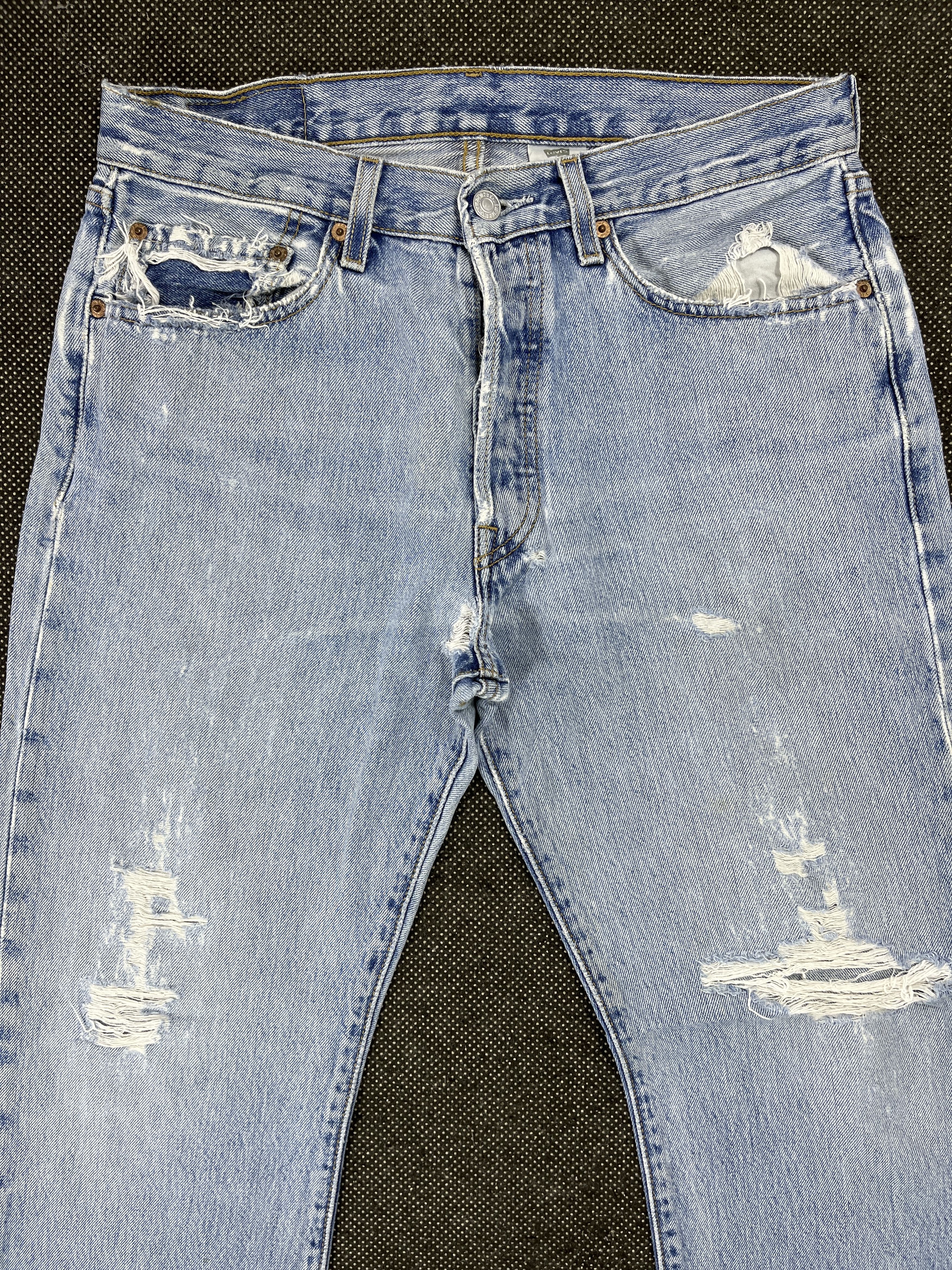 Levi's Vintage Levis 501 Distressed Jeans - J690 Size US 32 / EU 48 - 3 Thumbnail