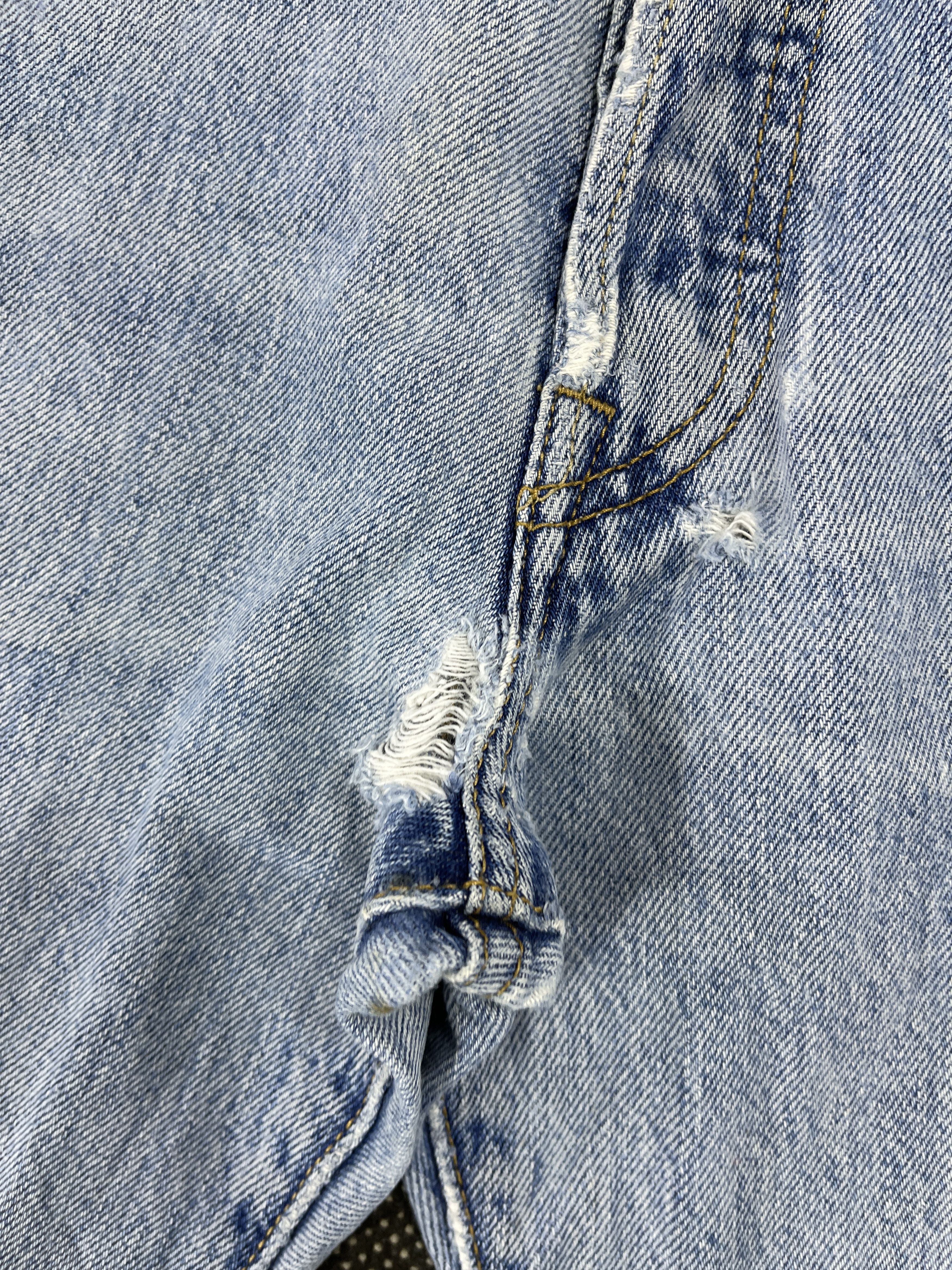 Levi's Vintage Levis 501 Distressed Jeans - J690 Size US 32 / EU 48 - 5 Thumbnail