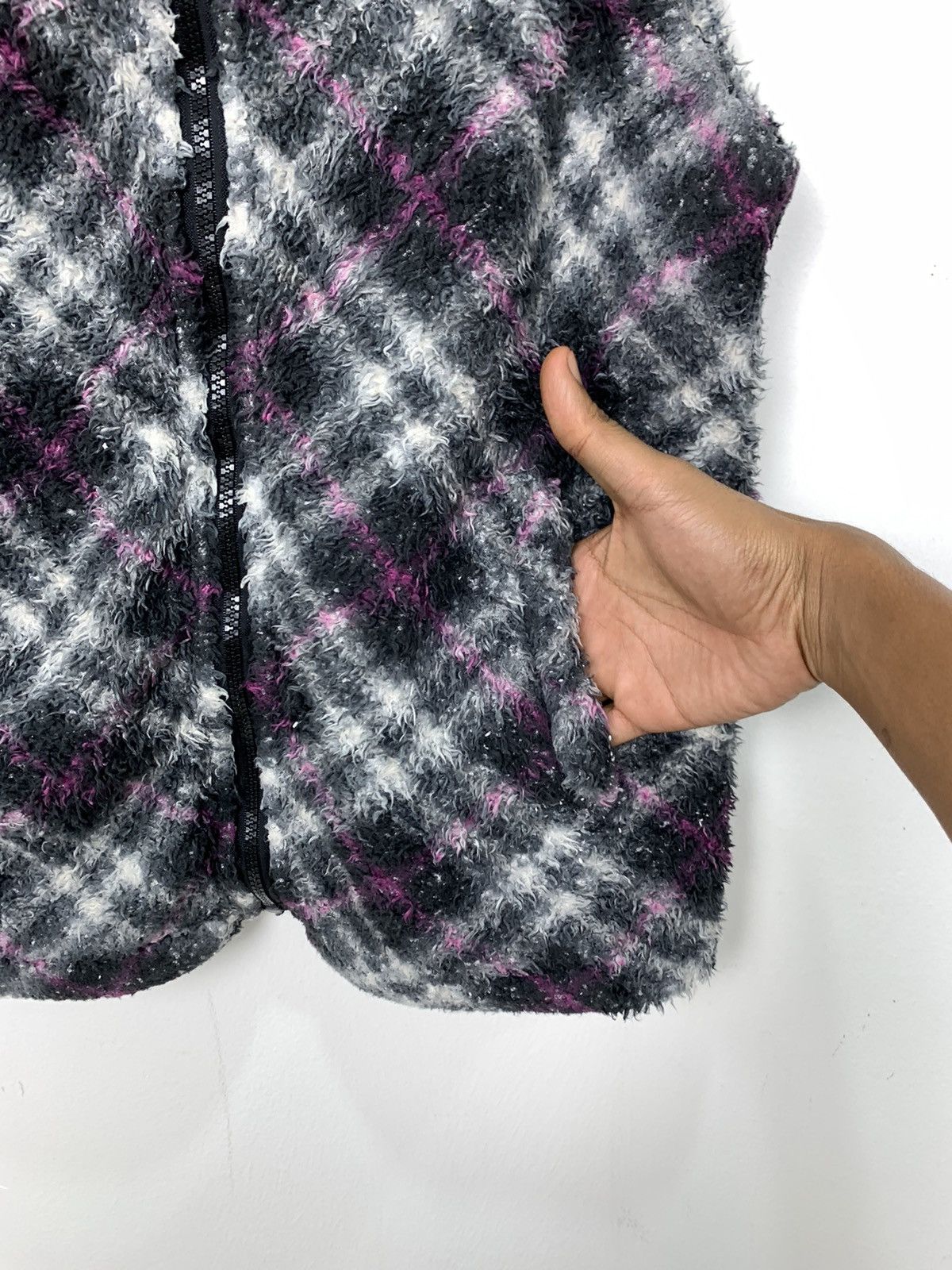 Japanese Brand Plaid Checkered Allover Fullprinted Fur Sherpa Vest Jacket Size S / US 4 / IT 40 - 13 Thumbnail