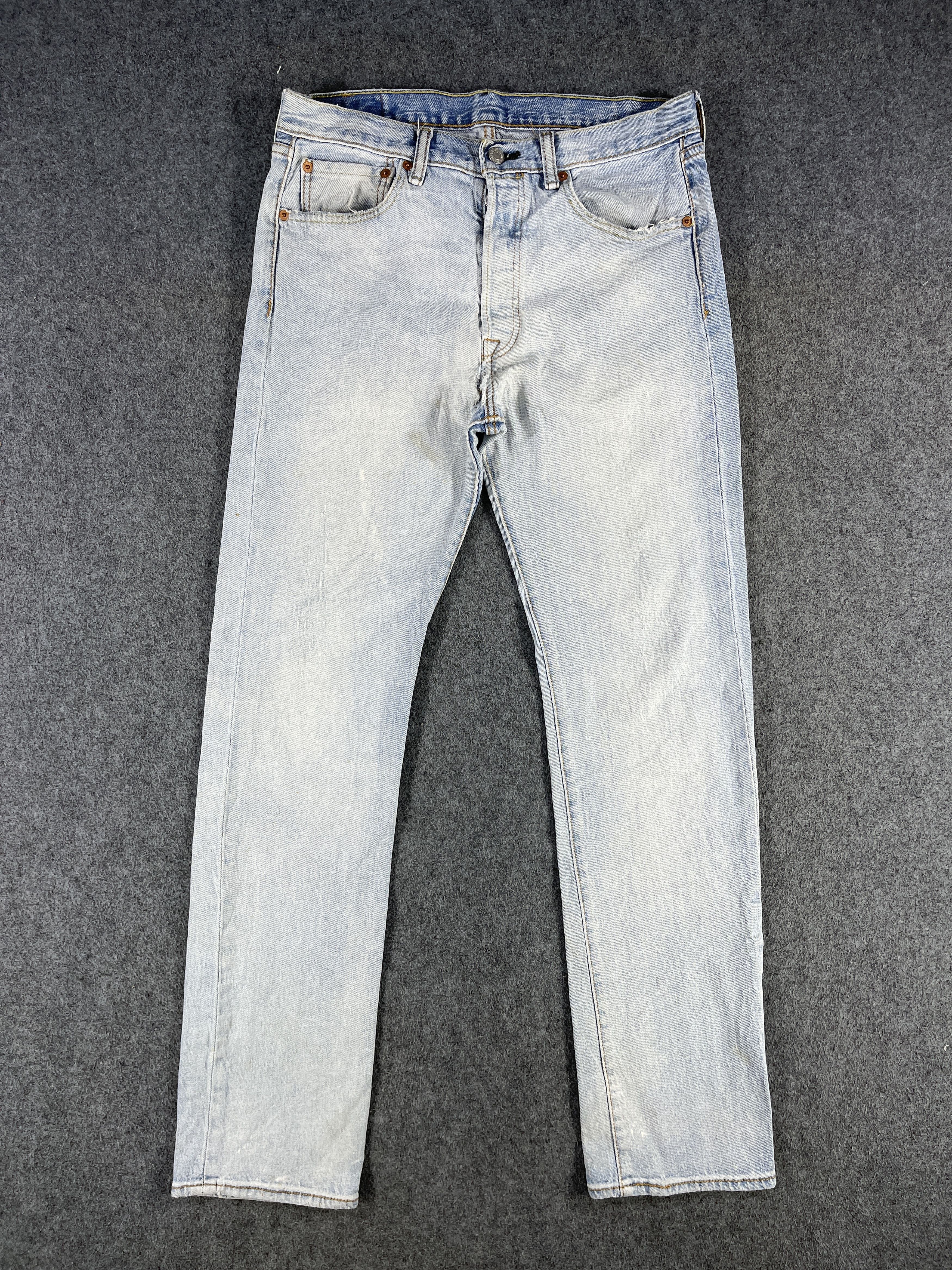 Levi's Vintage Levis 501 Distressed Light Wash Jeans - J201 Size US 33 - 1 Thumbnail