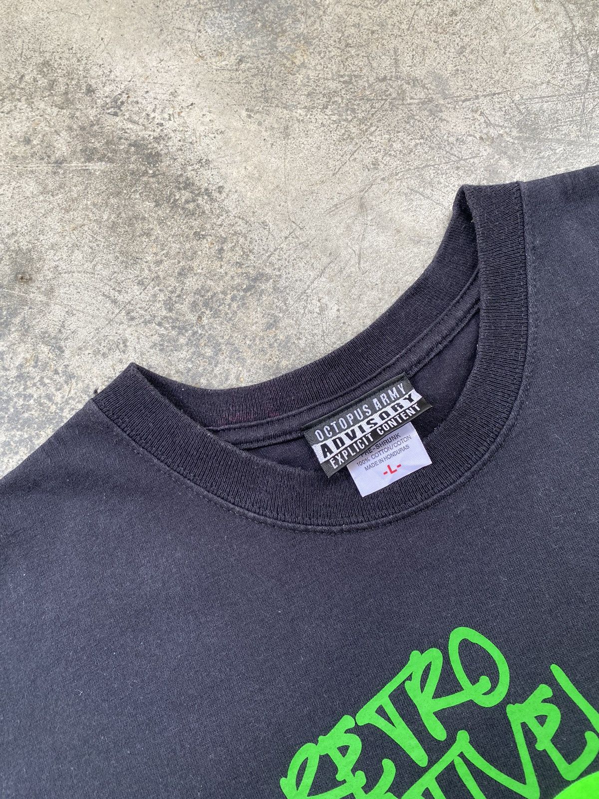 Vintage Vintage Retro Active Garbage Tees Size US L / EU 52-54 / 3 - 4 Thumbnail