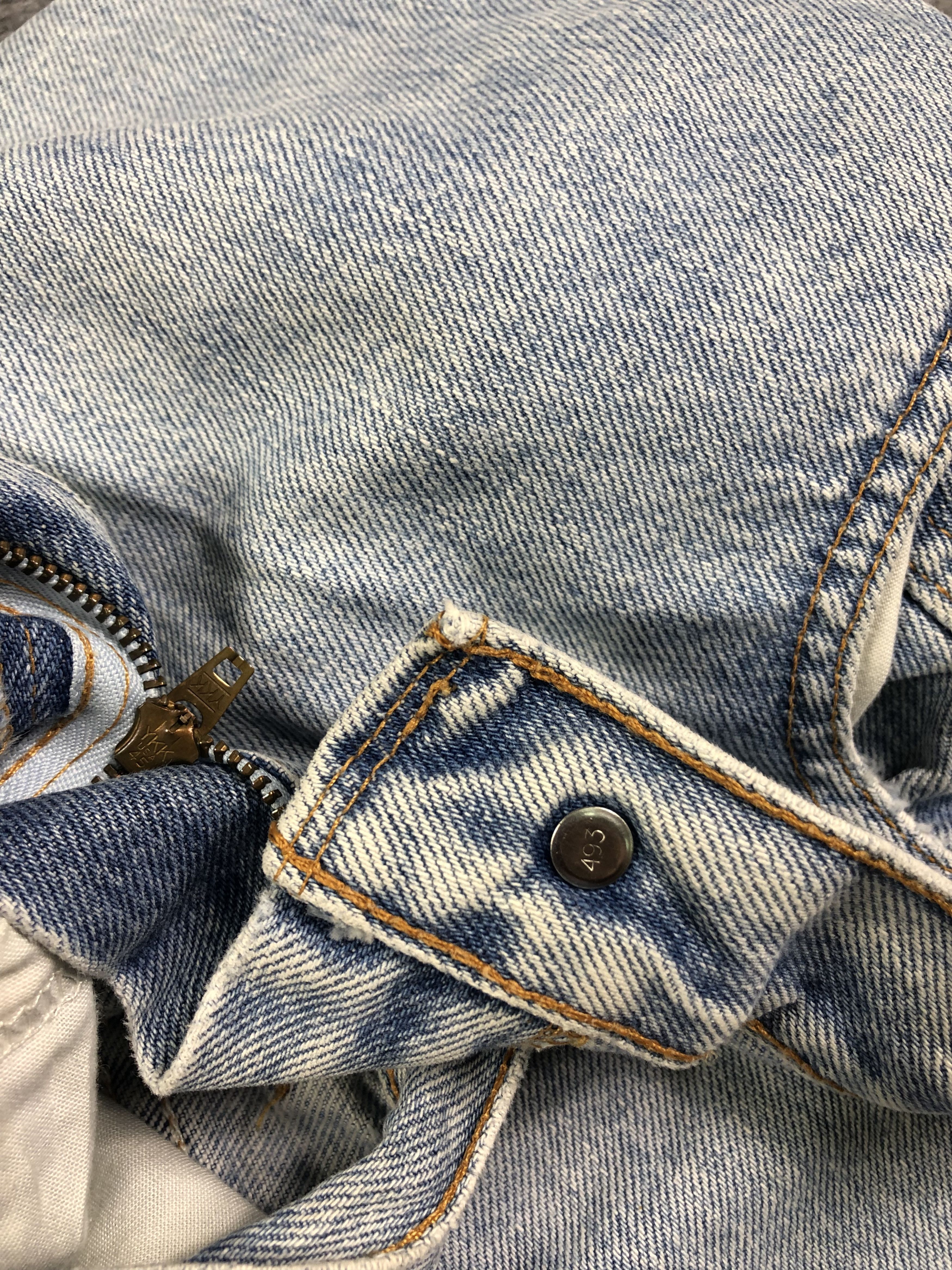 Levi's Light Blue Vintage Levis 550 Relaxed Fit Tapered Leg 28x30.5 Size 28" / US 6 / IT 42 - 9 Thumbnail