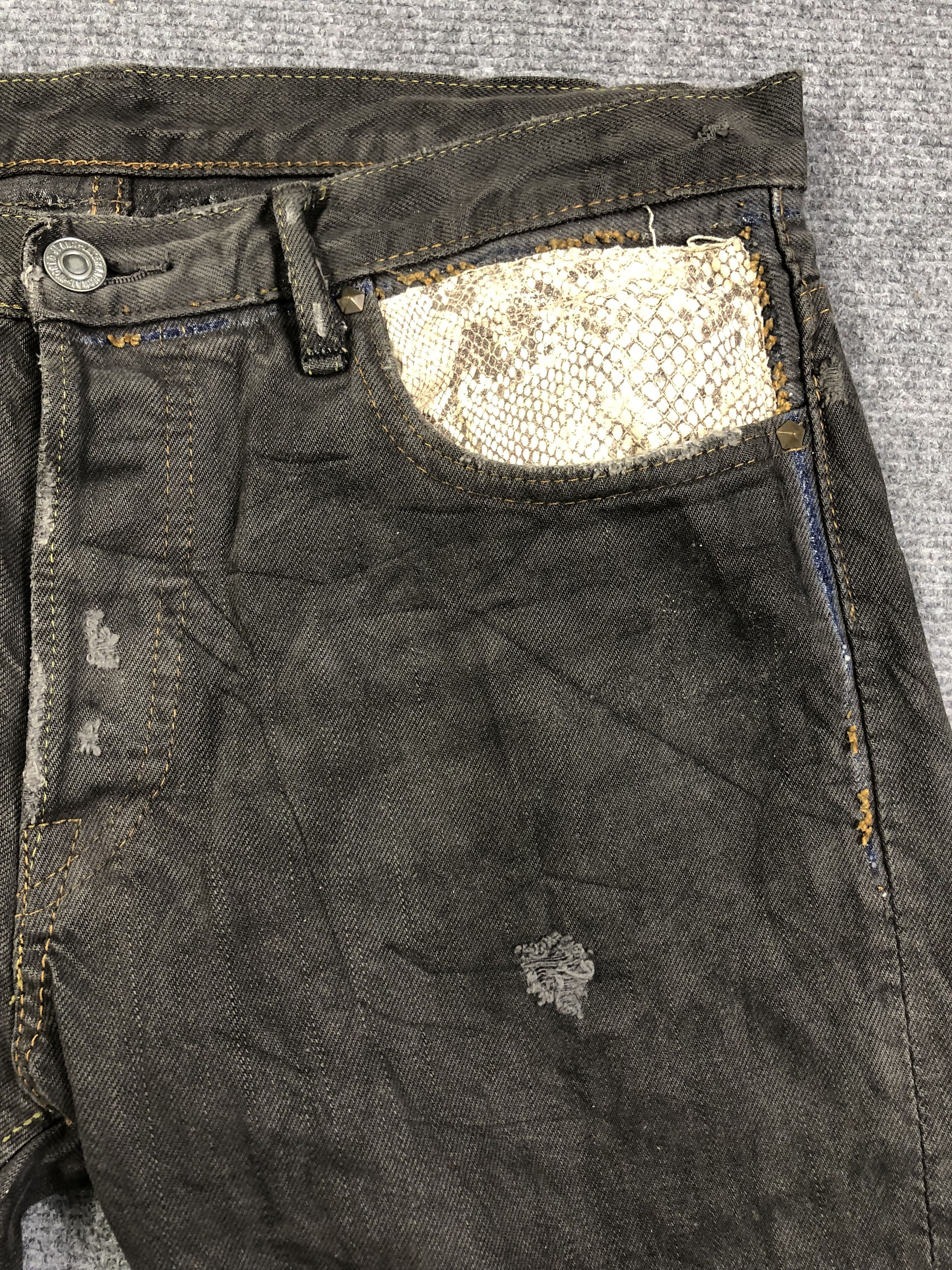 Japanese Brand RNA Inc Ripper Jeans 33x27.5 Size US 33 - 3 Thumbnail