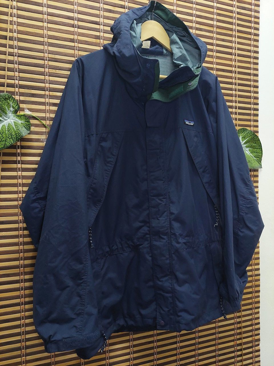 Patagonia Patagonia Waterproof Windbreaker Light Jacket With Hoodie Size US M / EU 48-50 / 2 - 5 Thumbnail
