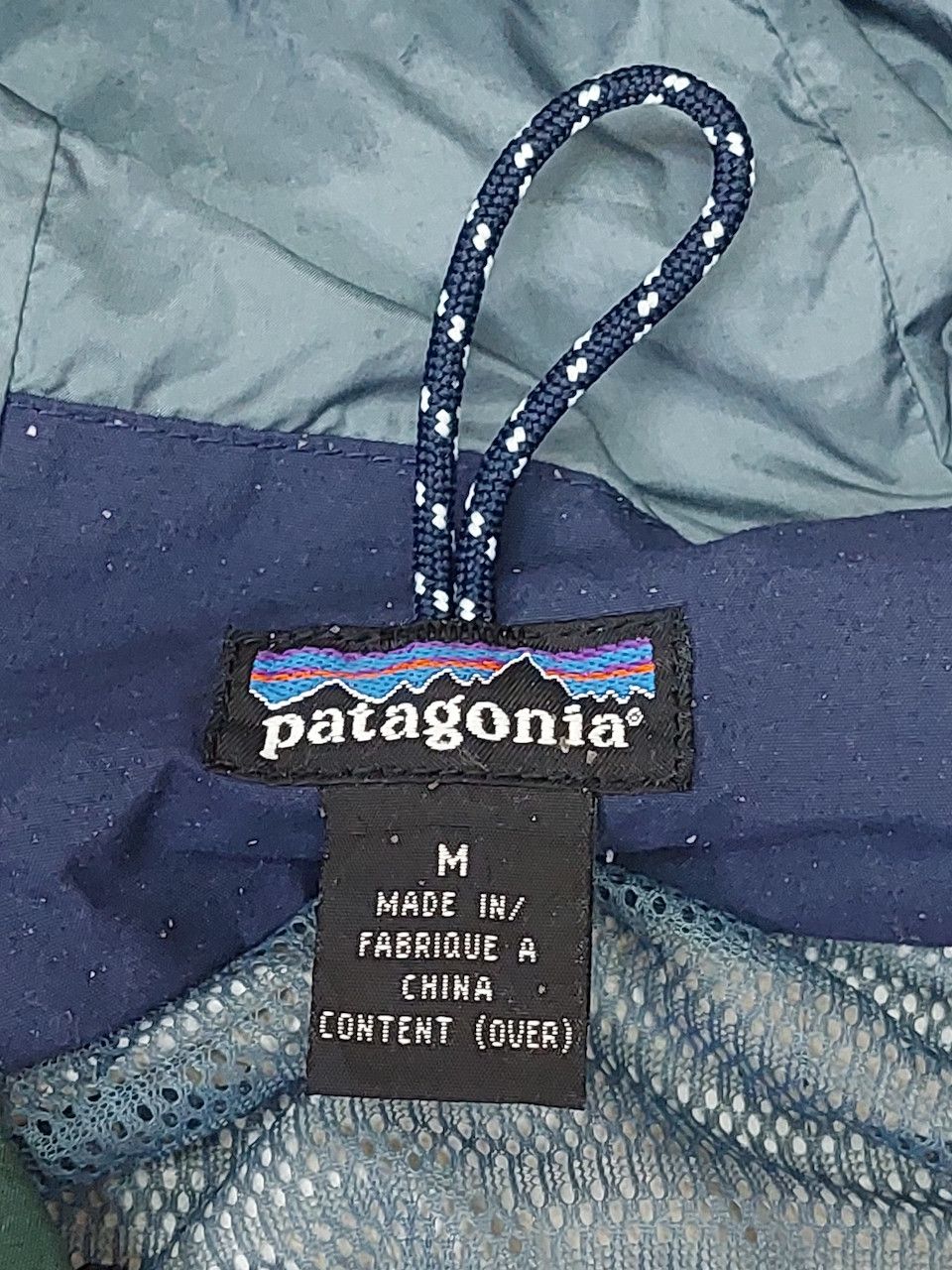 Patagonia Patagonia Waterproof Windbreaker Light Jacket With Hoodie Size US M / EU 48-50 / 2 - 3 Thumbnail