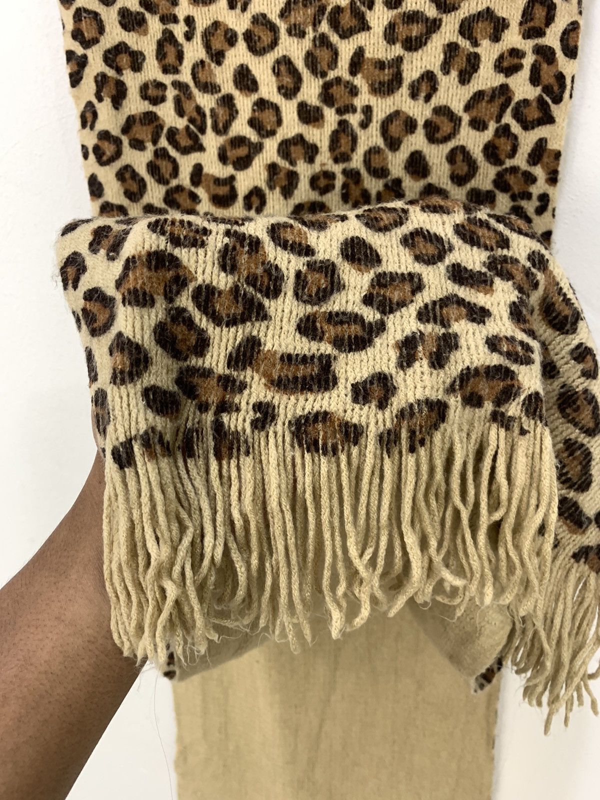 Habitat × Other CHEETAH Skin Pattern Fullprint Wool Knitwear Muffler Scarf Size ONE SIZE - 7 Thumbnail