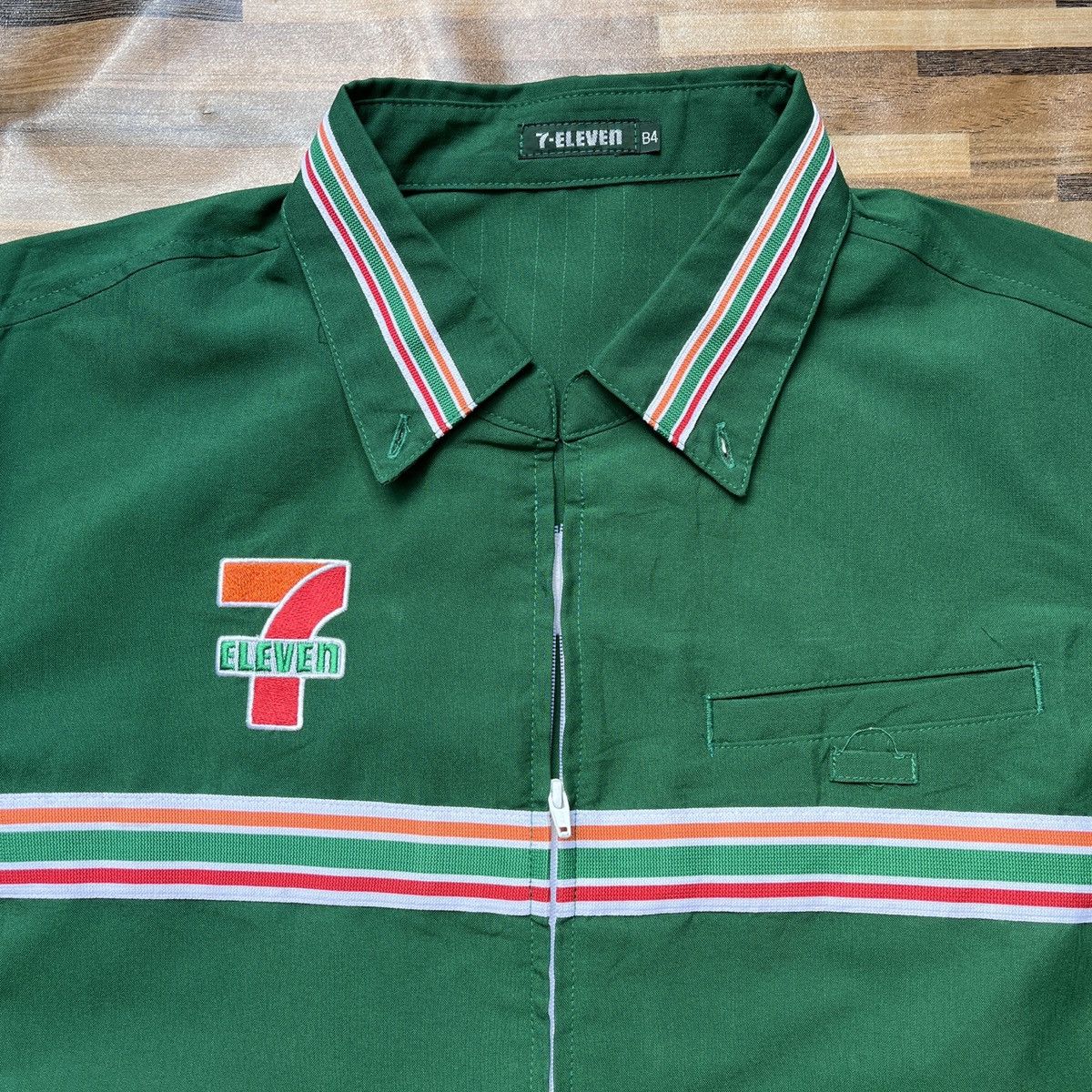 Uniform Wares 7-Eleven Uniform Japan Stores Vintage Full Zipped Size US L / EU 52-54 / 3 - 5 Thumbnail
