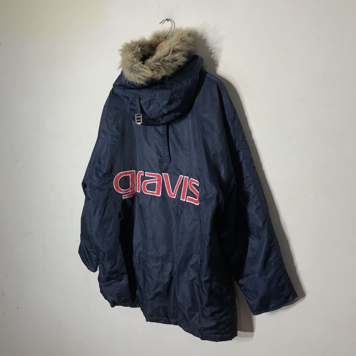 Japanese Brand VINTAGE 80's GRAVIS BIG LOGO PARKA Size US L / EU 52-54 / 3 - 5 Thumbnail