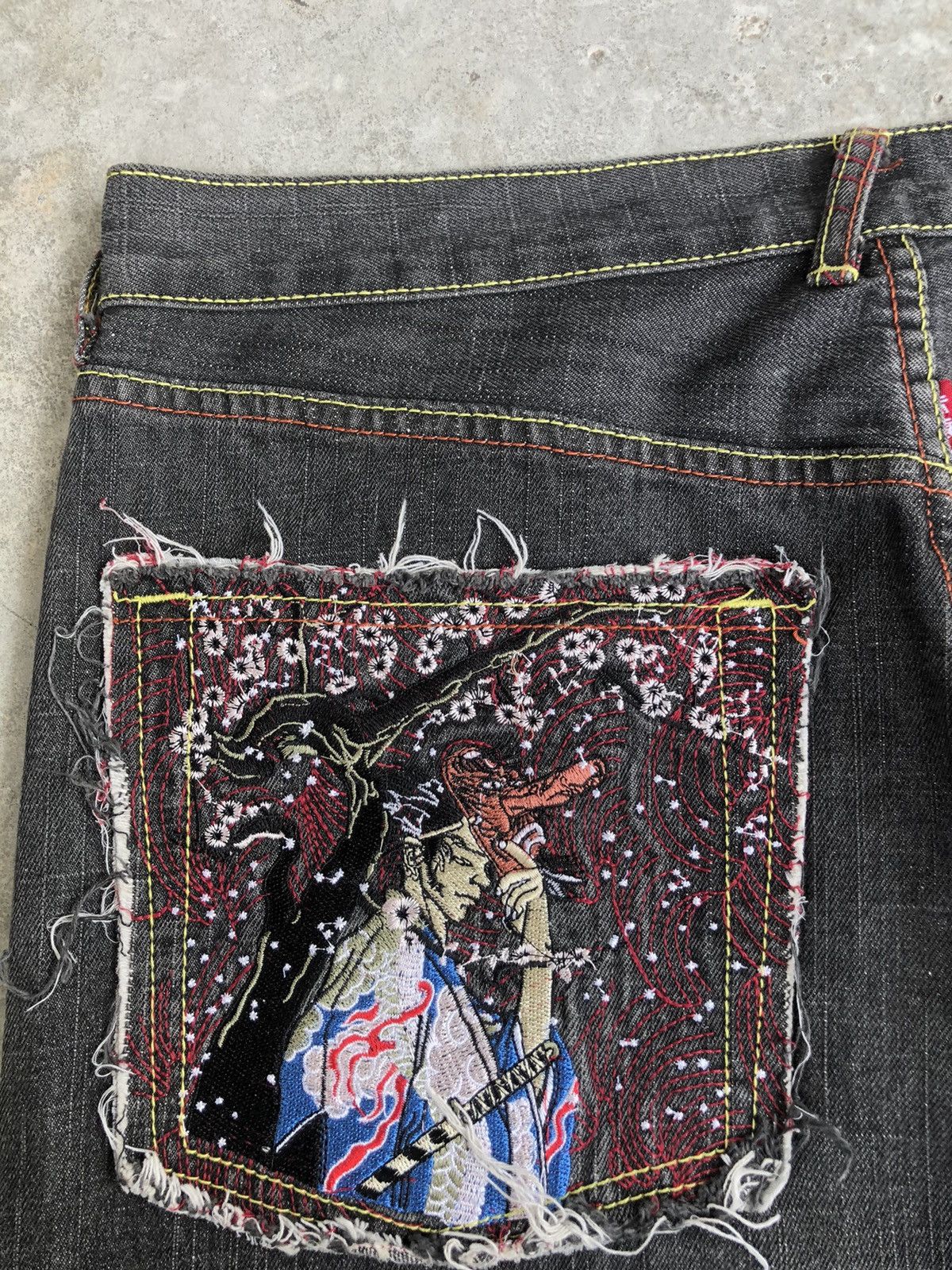 RMC Jeans Red Monkey Company Embroidered Jeans Distressed Jeans Size US 35 - 14 Thumbnail