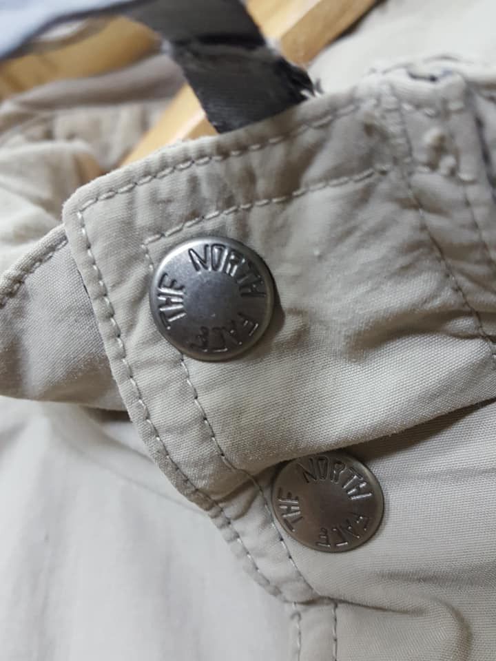 The North Face TNF Nylon Beige Hooded Jacket Size US L / EU 52-54 / 3 - 9 Thumbnail