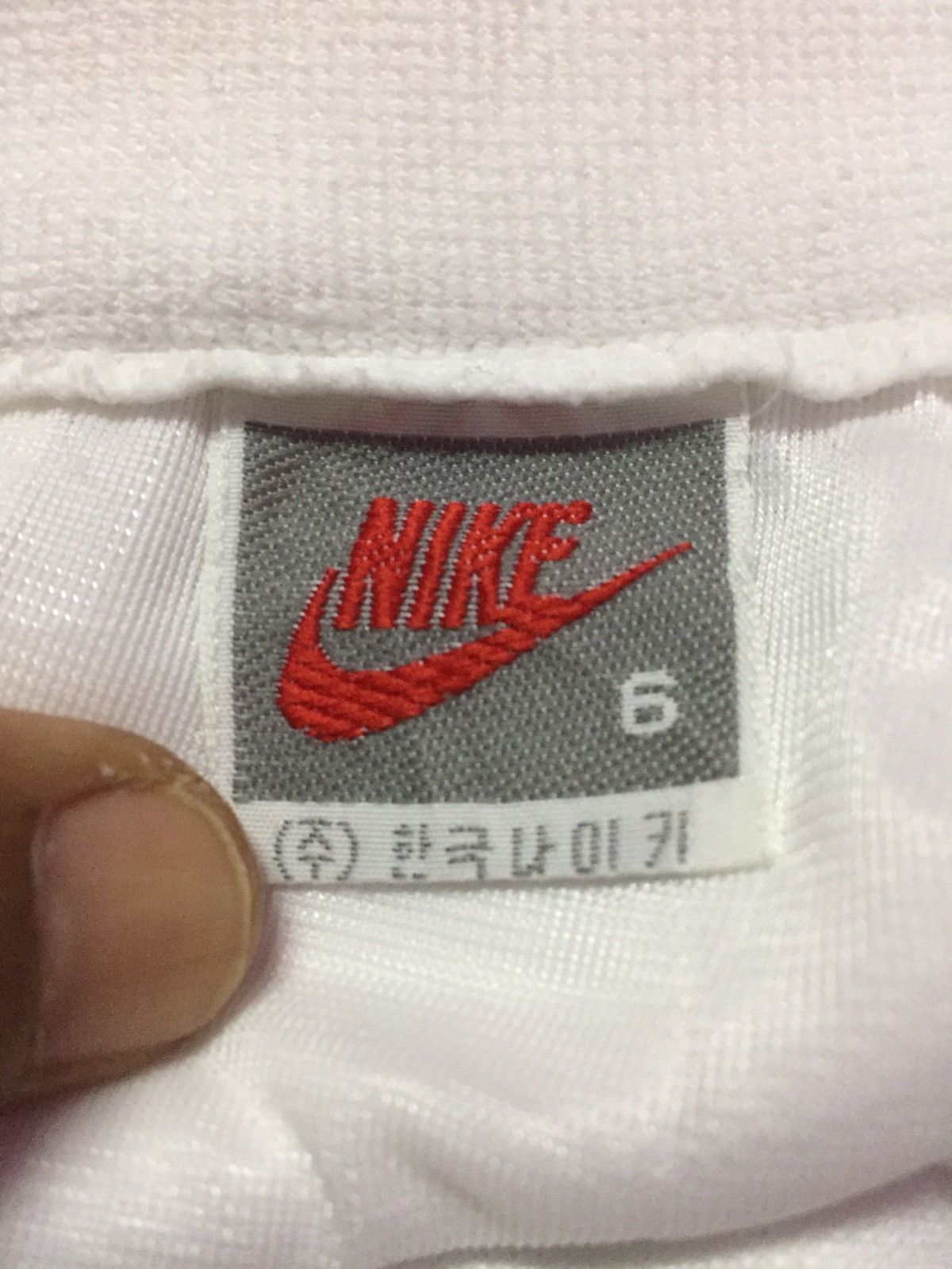 Nike Vintage Nike Short Pants Size US 30 / EU 46 - 4 Thumbnail