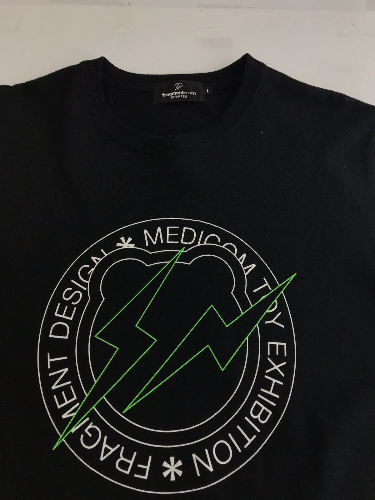 Fragment Design × Medicom Toy Bolt Tee Size US L / EU 52-54 / 3 - 2 Thumbnail