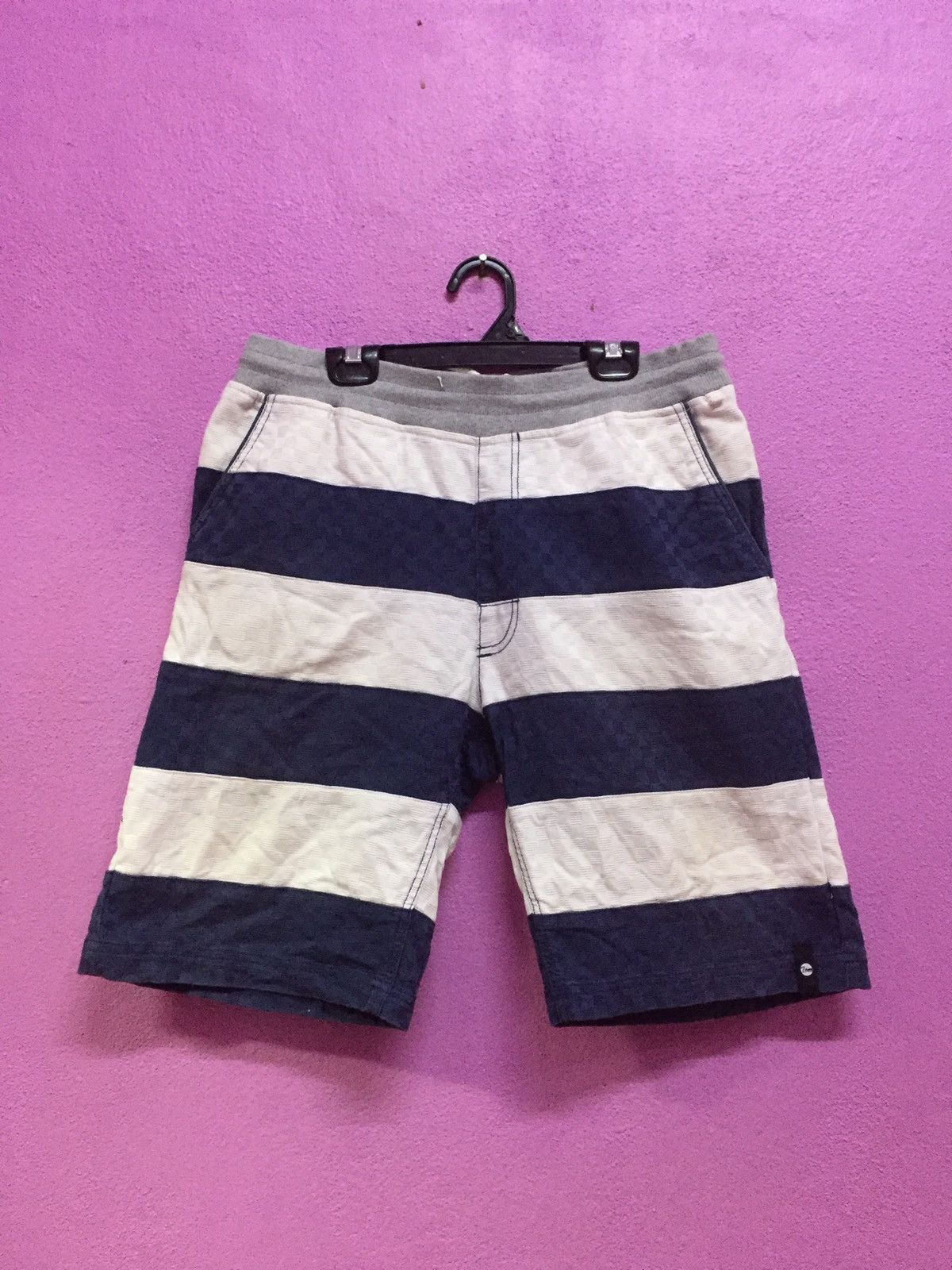 Japanese Brand Tomt Junior Short Pants Size X-Large Size US 30 / EU 46 - 1 Thumbnail